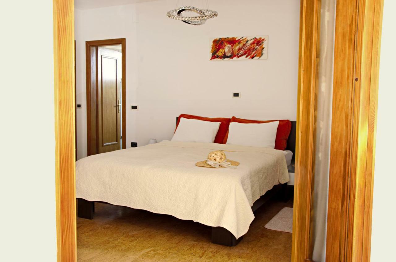 Apartment Kris Umag Extérieur photo